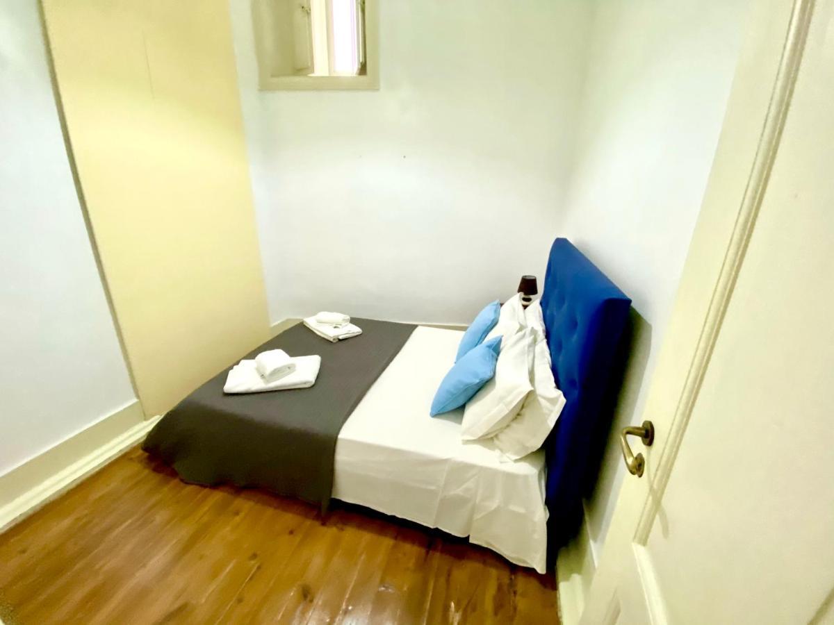 Relax Chiado 3 - Cute Little Double Room With Shared Bathroom Lisboa Extérieur photo