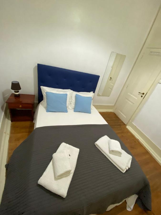 Relax Chiado 3 - Cute Little Double Room With Shared Bathroom Lisboa Extérieur photo