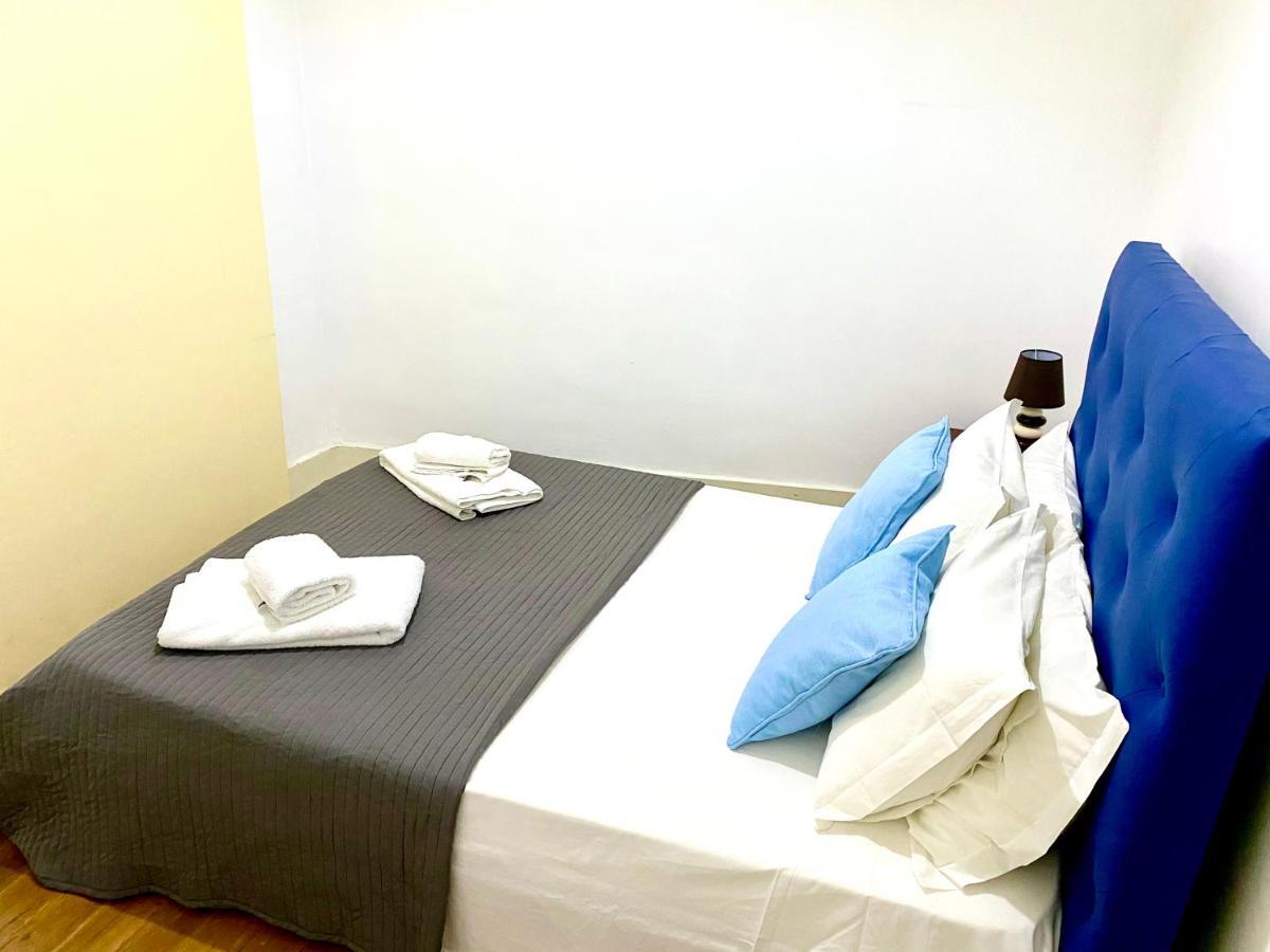 Relax Chiado 3 - Cute Little Double Room With Shared Bathroom Lisboa Extérieur photo