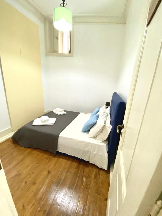 Relax Chiado 3 - Cute Little Double Room With Shared Bathroom Lisboa Extérieur photo